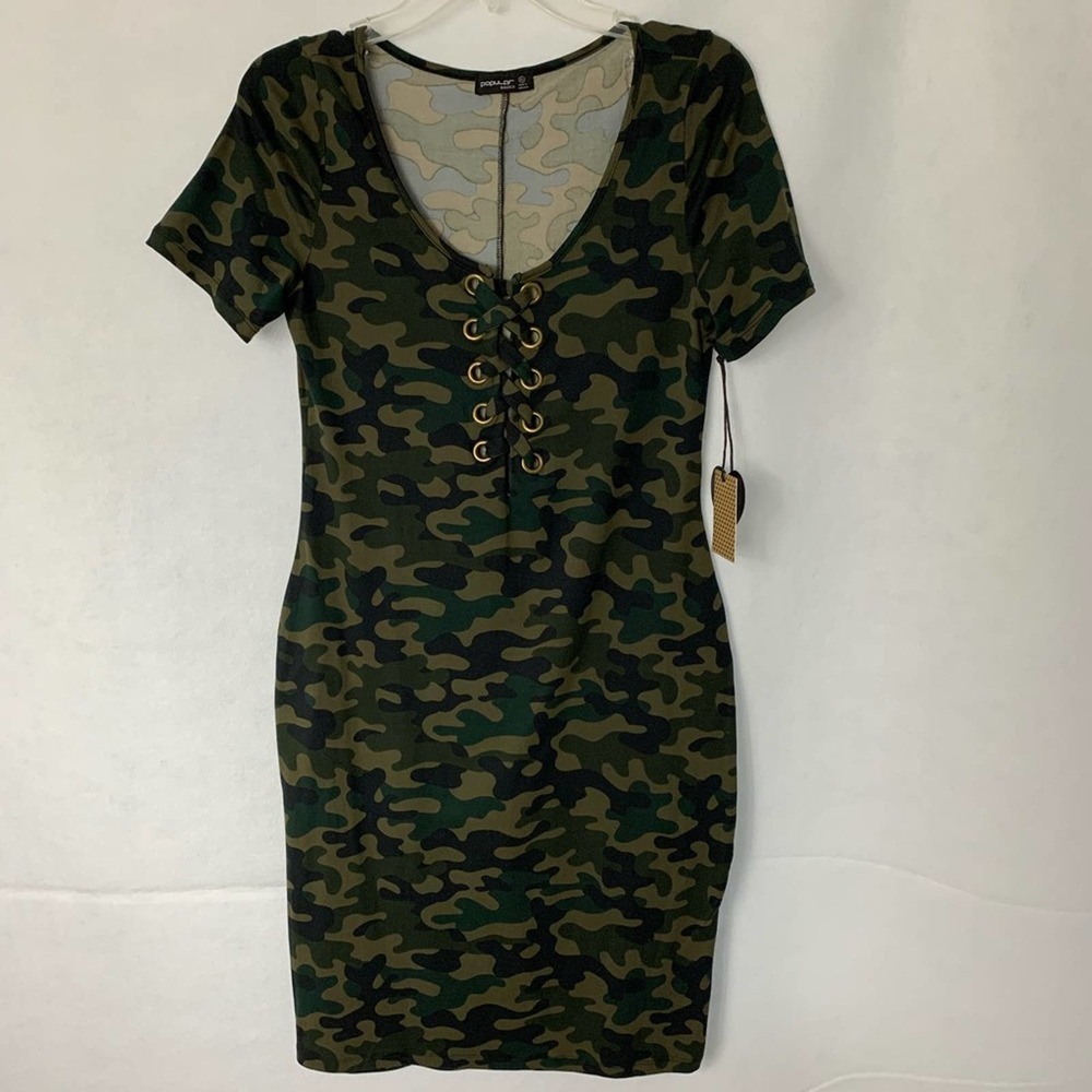 Popular Basics Camo Body Con Dress. New‎ With Tags. Junior size XL